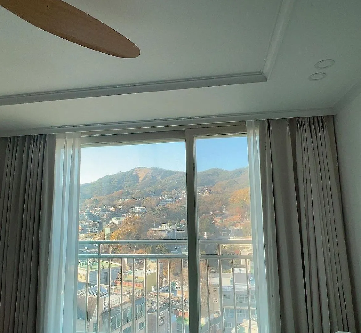 Landscape Of Seoul, 2Nd Floor, Exclusive Usage